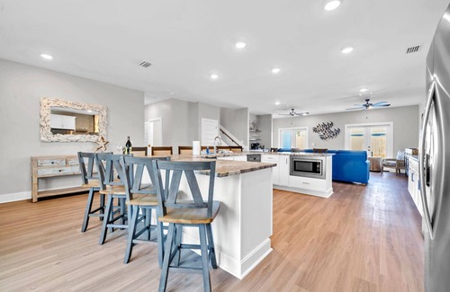 Laguna Beach Estates House | Shore Enuff-Stunning, New Coastal Craftsman Masterpiece. 4BR/4.5BA Private Pool