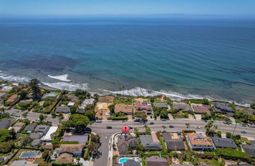 The Mesa Villa | Shoreline Splendor by Paradise Retreats