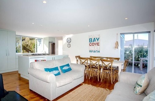 Tutukaka House | Shoreside - Tutukaka Holiday Home