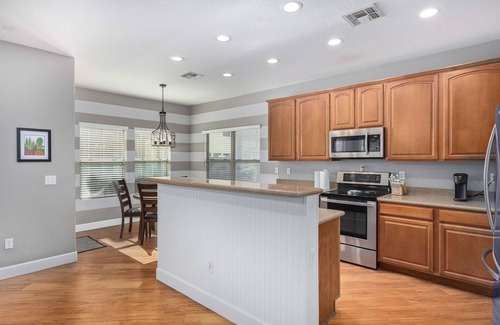 Queen Creek House | Short or Longer Stays! Spacious Chic Downtown Retreat w/Community Pool