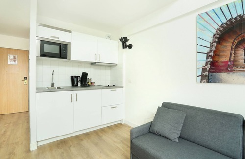 Les Lilas Apartment | Short Stay Group Residence Les Lilas Serviced Apartments