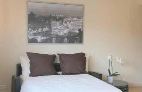 Quartier Saint-Georges Apartment | Short Stay Paris Apartments