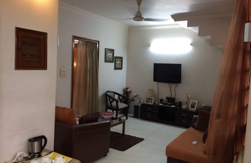 Noida Apartment | Short Stay Standard