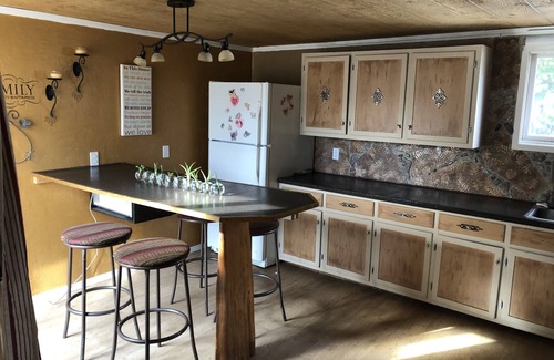 Central Lake House | Short walk to intermediate lake!