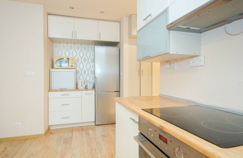 Muranow Apartment | ShortStayPoland Solidarnosci B8