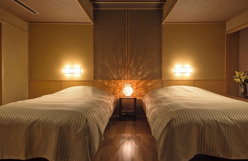 Nishiuracho House | shunkeiroman ginpaso