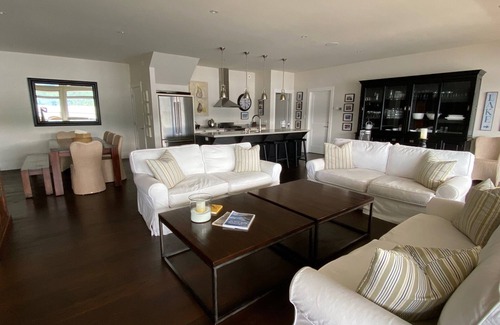 Anglemont House | Shuswap Lake House Melo Beach