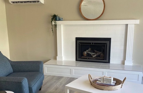 Blind Bay House | Shuswap Semi-lakefront Sleeps 15 3 Private Units in Listing Dock Buoy