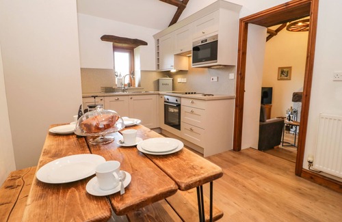 Gwynedd- Snowdonia House | SIABOD VIEW, family friendly, with open fire in Betws-Y-Coed