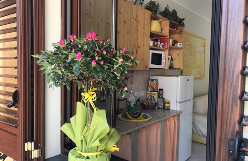 Archi Apartment | Sicilia Appartamento Climatizzato Accanto al Mare , tra Etna , Taormina,catania,
