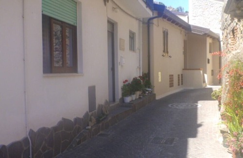 Rodi Milici Apartment | Sicilia - Casa Bianca Grande apartment for 2-8 persons