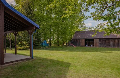 Smolany Dab House | Sielanka pod lipami