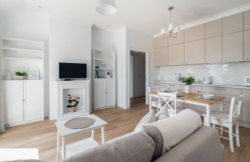 Stare Miasto District Apartment | Sielawy 21G | Functional Apartment | Balcony