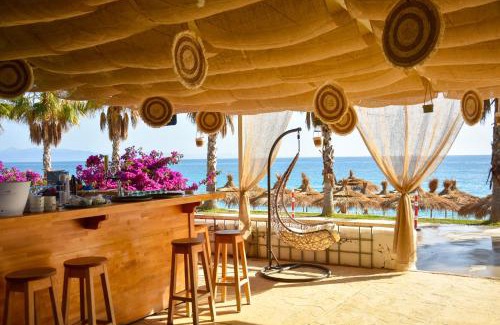 Qazim Pali Hotel | Sierra Beach Borsh