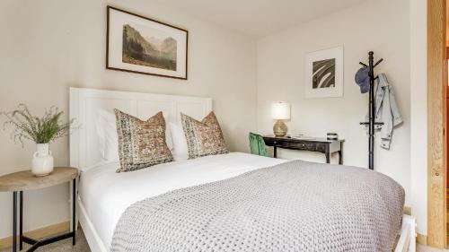 Truckee House | Sierra by AvantStay Ski In Ski Out Near Truckee w Access to Northstar Resort Community