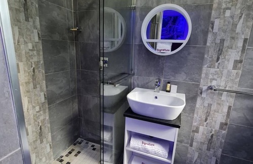 Gweru Bed & Breakfast | Signature Lodge