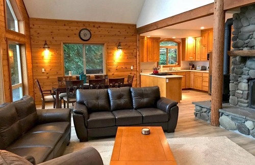 Maple Falls Cabin | Silver Lake #7 - Unsurpassed lakefront views from this spectacular pet-friendly
