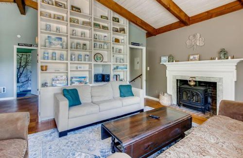 Pittsfield House | Silver Spring Chalet