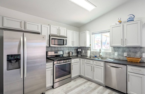 Tucson House | Silverbell Oasis: Close to Gem Show & Downtown