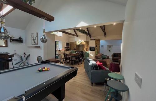 Morpeth Cottage | Silverbrooke Northumbrian Country Cottage with hot tub. Child and dog friendly