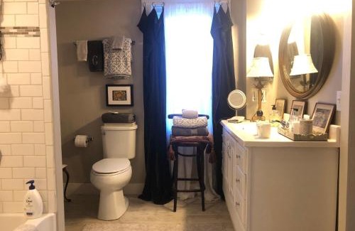 Marion Bed & Breakfast | Silvershell Inn