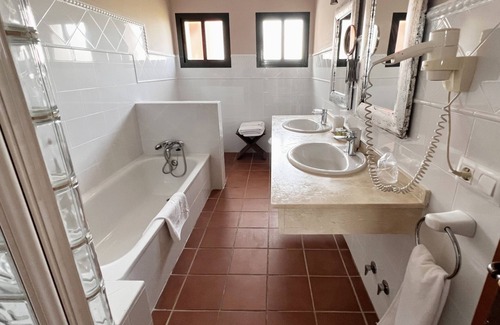 San Ambrosio Hotel | Sindhura