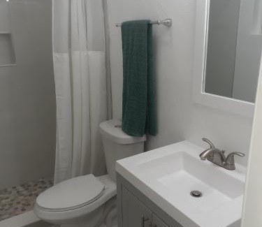 Palm Beach Shores Apartment | Singer Island Inn/Deluxe Studio