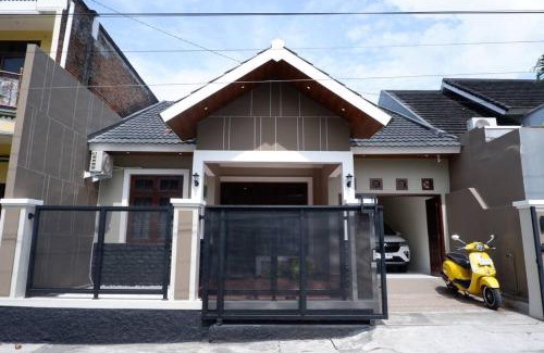 Ngemplak Villa | Singgah Tentrem Homestay - Yogyakarta