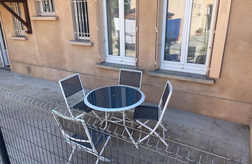 Villefranche-de-Lauragais House | Single-storey house. Close to freeway exit, train station and Canal du Midi.