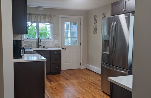 Riverside House | Single Family Suburban Home just minutes to Providence