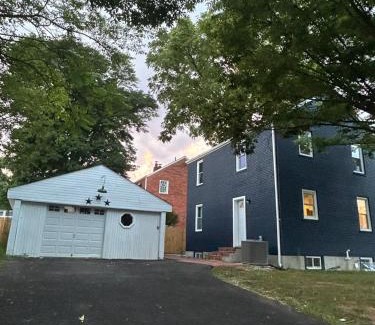 Silver Spring Apartment | Single home, 4 beds, 2 baths