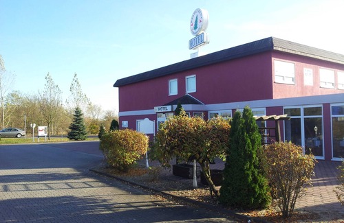 Buro House | Single room 1 online - Hotel Zur Fichtenbreite Garni plus