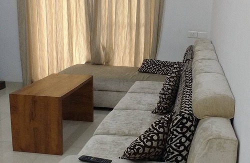 HITEC City Bed & Breakfast | single room Hitech Shilparamam Guest House