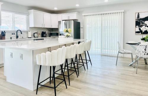 Las Vegas Villa | Single Story Vila China Town Gem 3bedroom 2 bath 3 min to Strip
