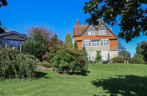 Lyme Regis House | Sir George Baker Cabin
