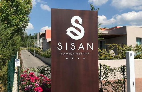 Cisano Resort | Sisan Family Resort