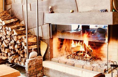 Appi Onsen Cottage | Sister building Earth color Peace building No / Hachimantai Iwate