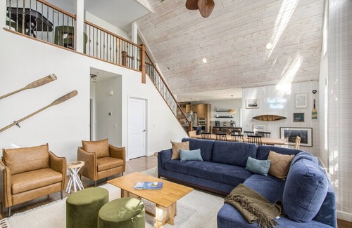 Sister Lakes House | Sister Lakes 7 bedroom Retreat