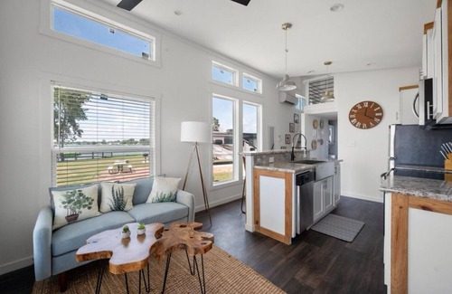 Kerens House | Site 93 @ Peninsula point