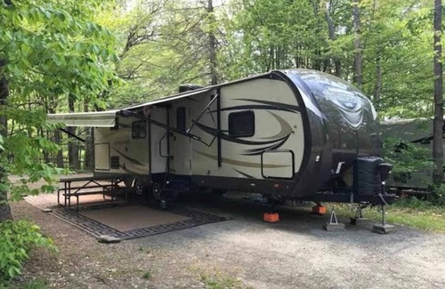 Wellsboro House | Site U Full Hookup up to 43ft