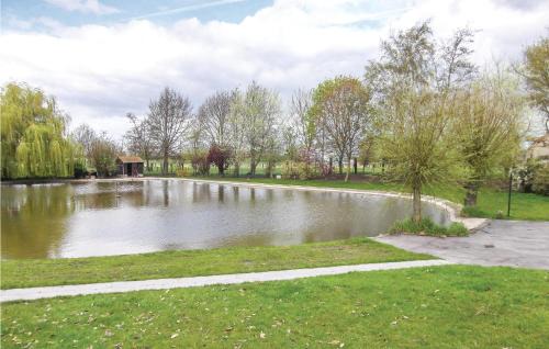 Lo-Reninge House | Six-Bedroom Holiday Home In Lo-Reninge