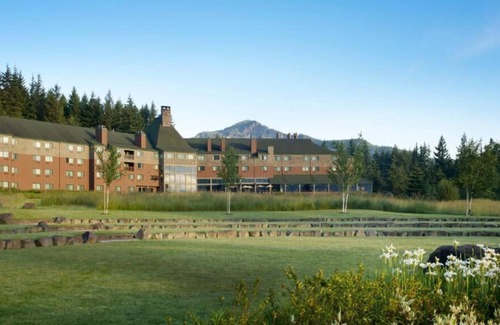 Stevenson House | Skamania Lodge, Hot Tubs, Jacuzzi, Onsite Pool, FREE Parking, Golf, Spa
