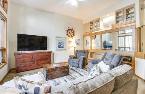 Tofte House | Ski, Hike, Bike, Relax Tofte Townhome with Deck!