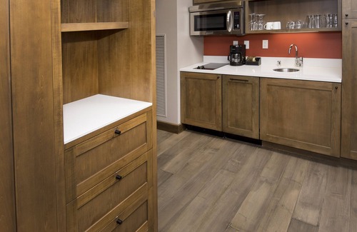 Avon Apartment | Ski In/Out, 9th Floor Penthouse, Ski Valet, Health Club, Spa, Pool, Hot Tubs