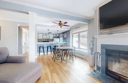 Brownsville Condo | Ski-in/out, dog-friendly condo with prime location for skiing & hiking