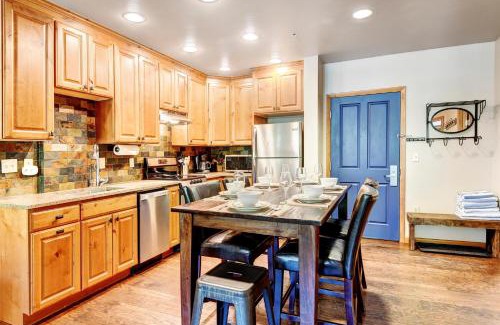 Winter Park House | Ski In Out Luxury Condo 2403 I Hot Tub I Gym I Ski Views I Best Price I FREE Adventures Daily