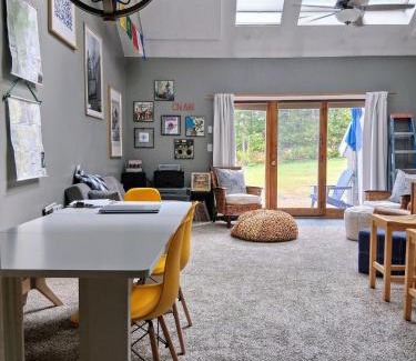 Plymouth Ski Chalet | SKI IN OUT w Fireplace at Tenney & 3 more Indy Pass Mts