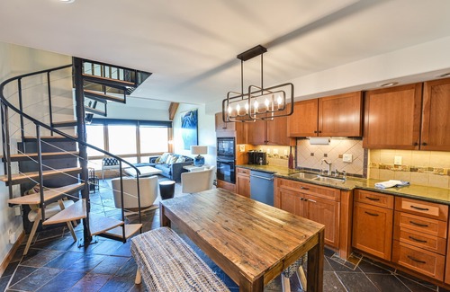 Crested Butte Condo | Ski In/Out with AMAZING VIEWS!