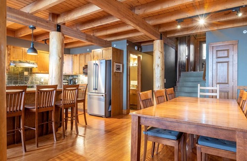 Snow Pine Estates Ski Chalet | Ski In/Out- Wood Stove - HotTub- 2 MSTR SUITES