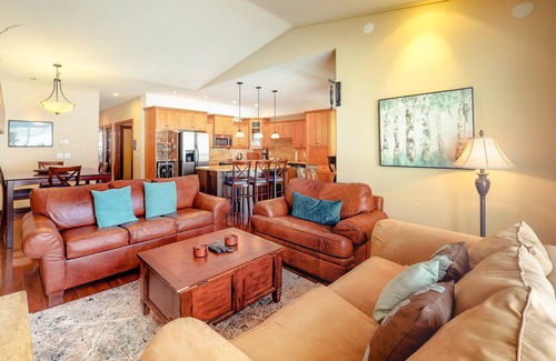 Big White Ski Resort Condo | Ski-in/ski-out condo w/private hot tub, gas fireplace & mountain views